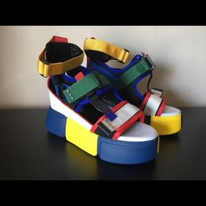 Anthony Wong Chunky Platform Wedge Sandal Sz 8M.